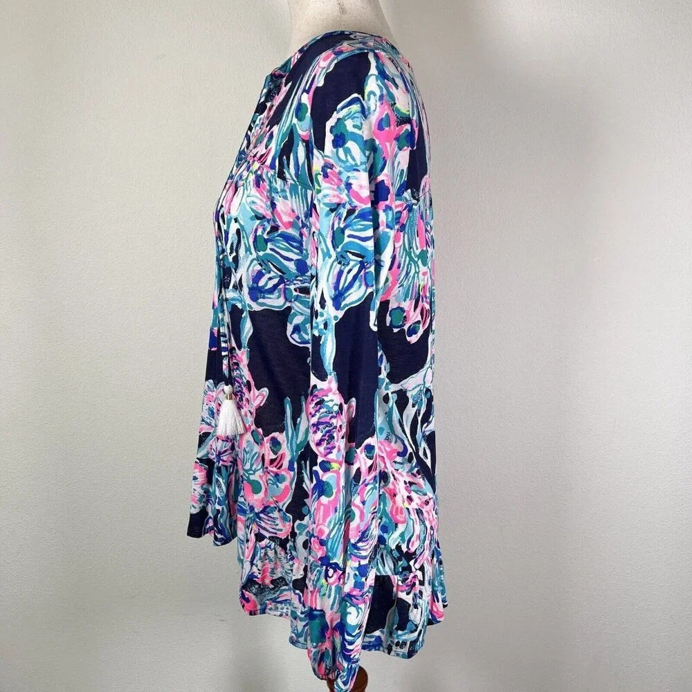 Lilly Pulitzer Top Blouse Size XS Blue Pink Long Sleeve Beach Tropical Fish - Picture 2 of 14